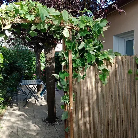 Les Rosiers